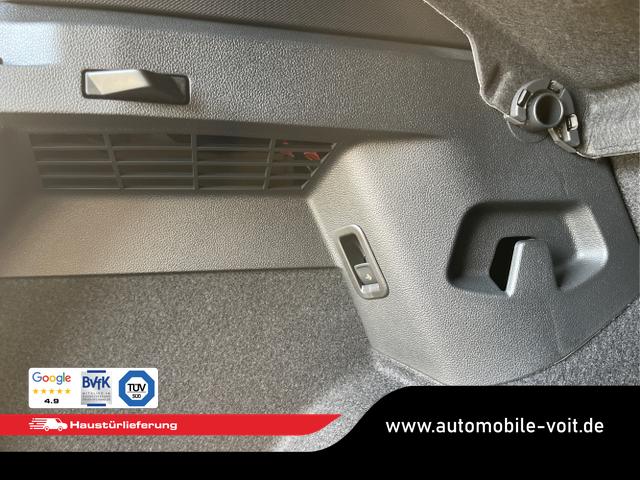 Volkswagen / Golf / Grau / / / 150PS DSG+Black Style