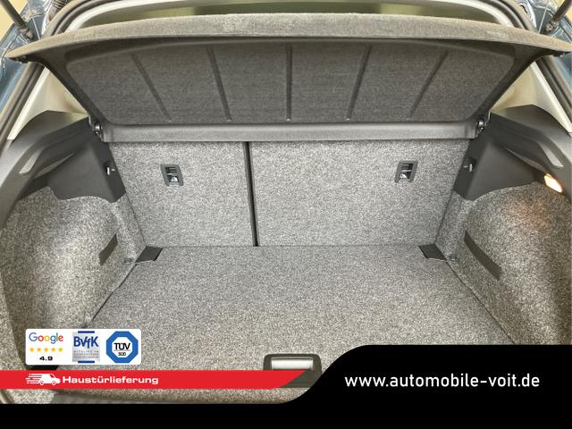 Seat / Arona / Blau / / / 115PS AHK+Sitzheiz+Climatronic