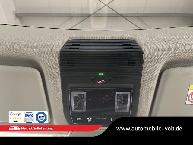 Volkswagen / T7 Multivan / Schwarz / / / 245PS DSG 4Motion Leder+AHK+7 Sitze