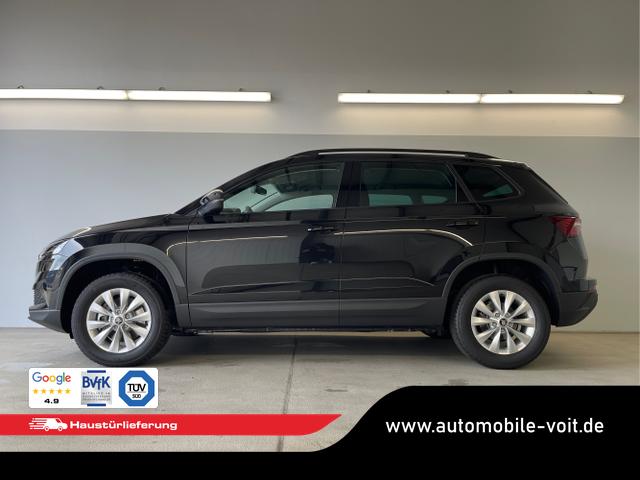 Skoda / Karoq / Schwarz / / / 150PS DSG AHK+Kessy