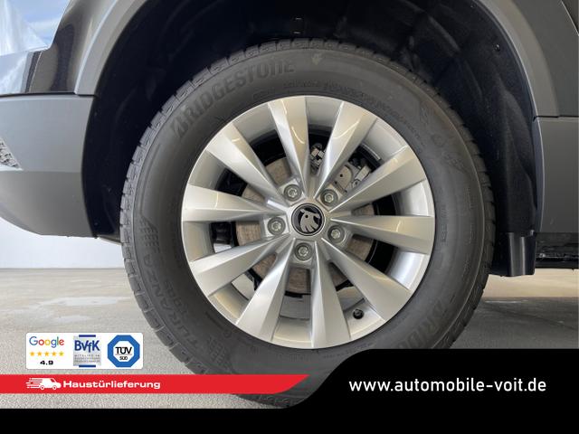 Skoda / Karoq / Schwarz / / / 150PS DSG AHK+Kessy