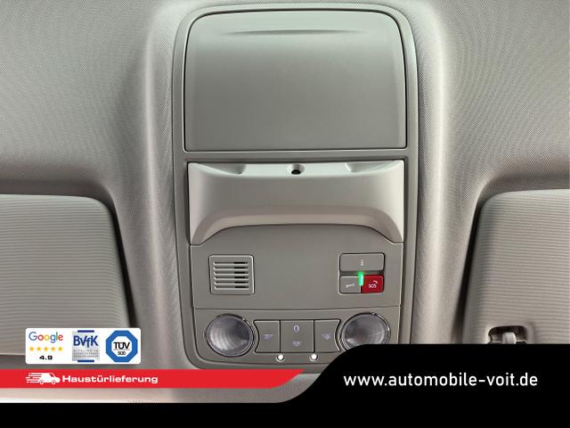 Skoda / Karoq / Blau / / / 150PS DSG AHK+Kessy