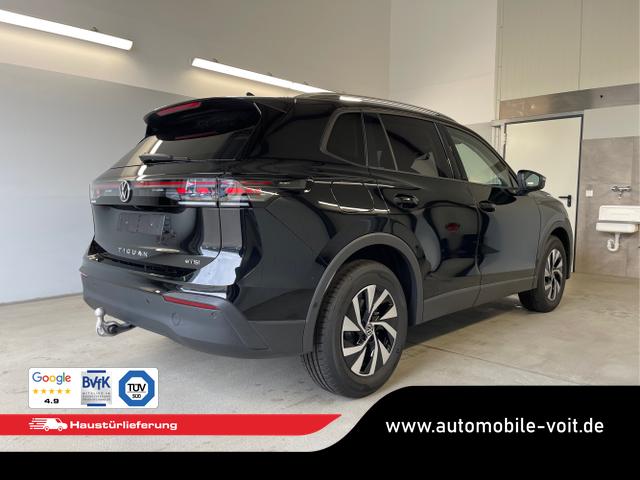 Volkswagen / Tiguan / Schwarz / / / 150PS DSG 360°Kamera