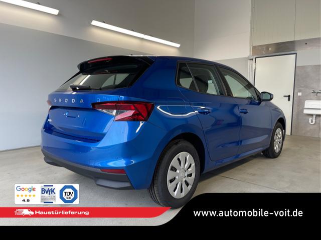 Skoda / Fabia / Blau / / / 115PS Sitzheizung + App Connect