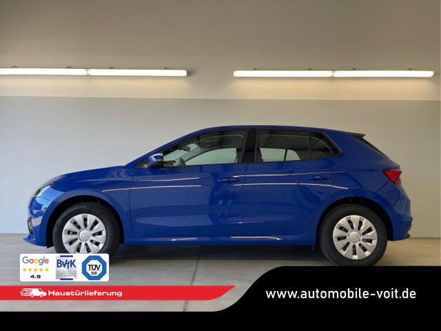 Skoda / Fabia / Blau / / / 115PS App Connect