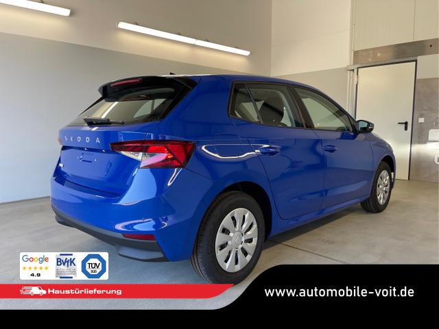 Skoda / Fabia / Blau / / / 115PS App Connect