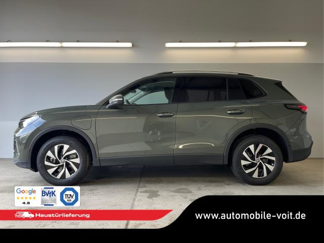 Volkswagen / Tiguan / Grün / / / eHybrid DSG 360°+Navi+Kessy+AHK