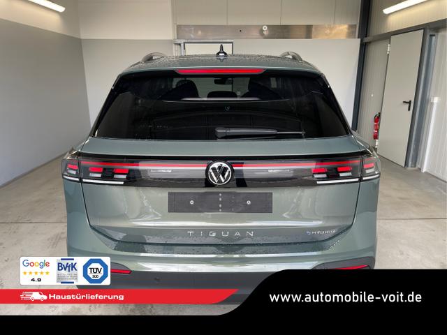 Volkswagen / Tiguan / Grün / / / eHybrid DSG 360°+Navi+Kessy+AHK