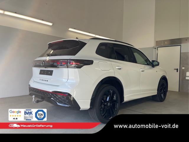 Volkswagen / Tiguan / Weiß / / / 193PS TDI 4M Black+AHK+Stdhz+360°+Leder+IQ.Light+Drive+HUD+Harman+Pano