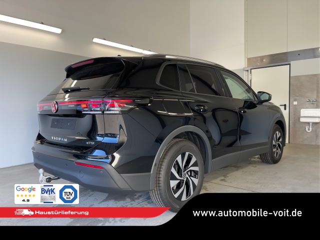 Volkswagen / Tiguan / Schwarz / / / 150PS eTSI DSG AHK+360°+IQ.Light+IQ.Drive+Navi