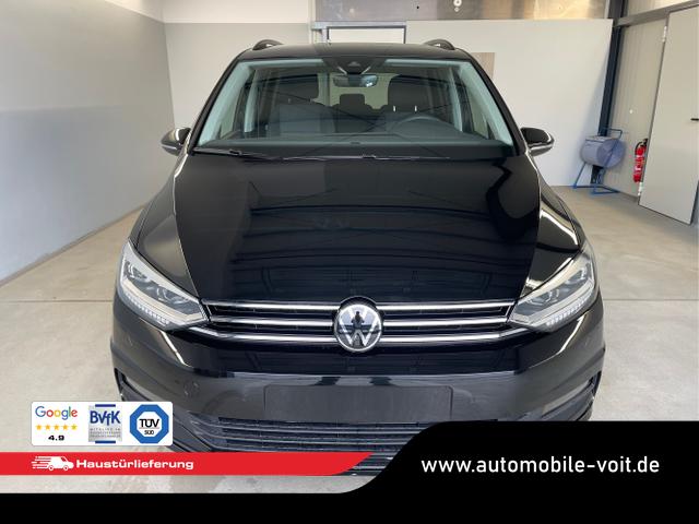 Volkswagen / Touran / Schwarz / / / 7Si+IQ.Light+TrailerAss+Cam