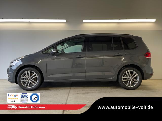 Volkswagen / Touran / Grau / / / 7Si+IQ.Light+TrailerAss+Cam