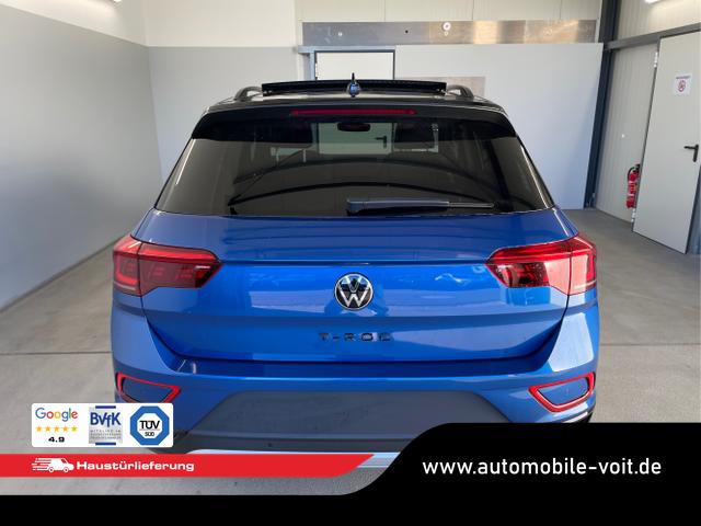 Volkswagen / T-Roc / Blau / / / TDI DSG Pano+Black Style+AHK+Navi+ergoActive+IQ.Drive+Kamera+Keyless