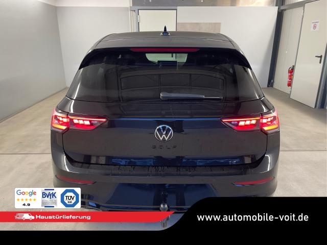 Volkswagen / Golf / Schwarz / / / 150PS DSG+Black Style