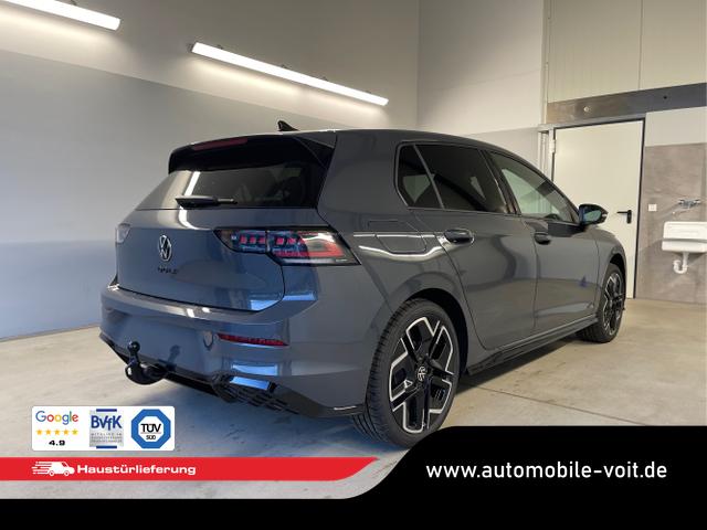 Volkswagen / Golf / Grau / / / 150PS DSG+Black Style