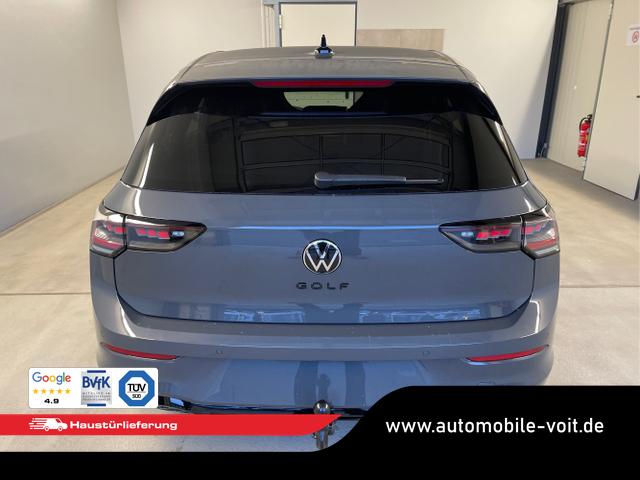 Volkswagen / Golf / Grau / / / 150PS DSG+Black Style