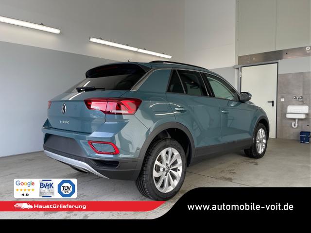 Volkswagen / T-Roc / Blau / / / 150PS AHK+Keyless+Kamera+ACC+Sitzheiz+Climatronic+Alu17