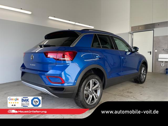 Volkswagen / T-Roc / Blau / / / 150PS AHK+Keyless+Kamera+ACC+Sitzheiz+Climatronic+Alu17