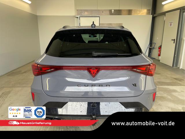 Cupra / Leon Sportstourer / Grau / / / 333PS DSG 4Drive Matrix+Navi+Winter+AHK+Intelligent Drive