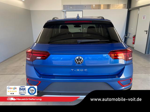 Volkswagen / T-Roc / Blau / / / 150PS AHK+Keyless+Kamera+ACC+Sitzheiz+Climatronic+Alu17