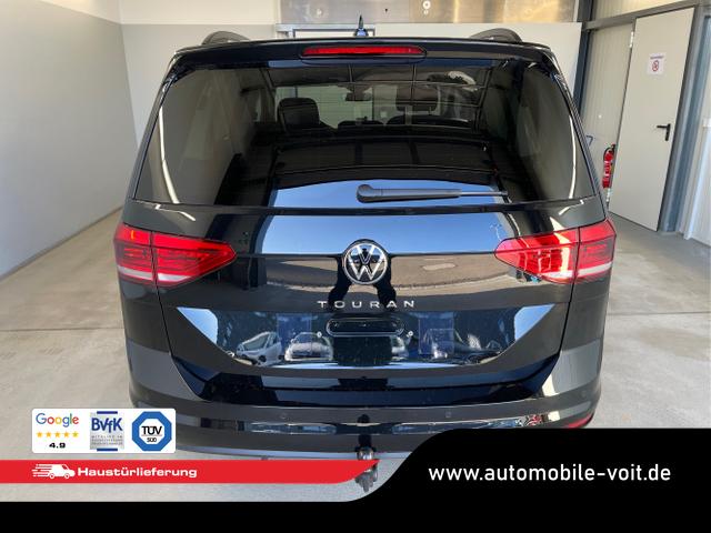 Volkswagen / Touran / Schwarz / / / 150PS 7Si+IQ.Light+TrailerAss+Cam+Navi+Kamera+Alarm+Kessy+App-Connect