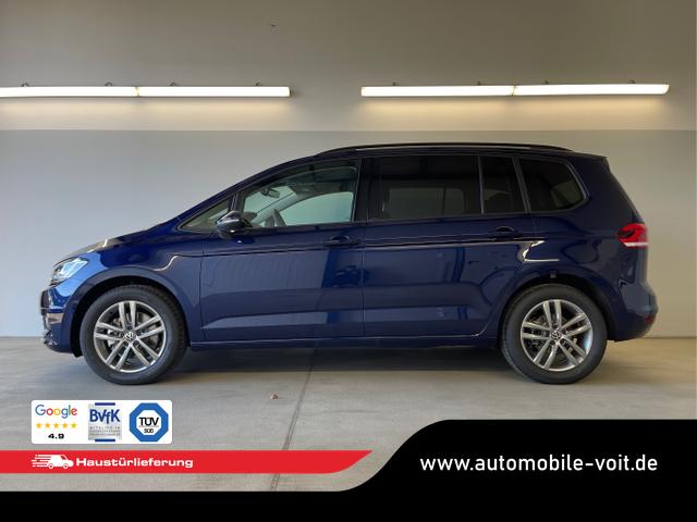 Volkswagen / Touran / Blau / / / 150PS 7Si+IQ.Light+TrailerAss+Cam+Navi+Kamera+Alarm+Kessy+App-Connect
