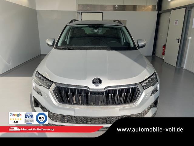 Skoda / Karoq / Silber / / / 150PS DSG AHK+Kamera+ACC+Kessy+Kamera+ParkPilot vo+hi+App