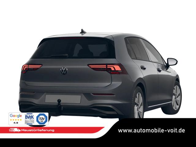 Volkswagen Golf LIFE 150PS AHK+Kessy+ALU17+Kamera+SHZ+Parklenk+Alarm 