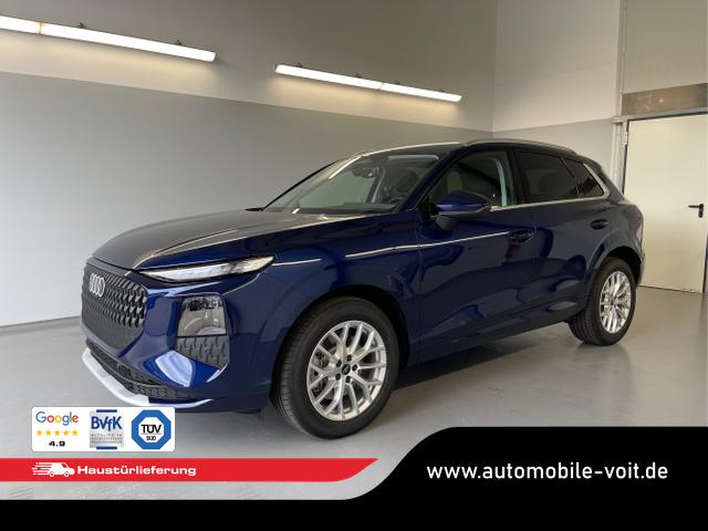 Audi Q3 - NEU TFSI quattro Tech+AHK+LEDPlus+ACC+Kamera+Alu18+Volllack