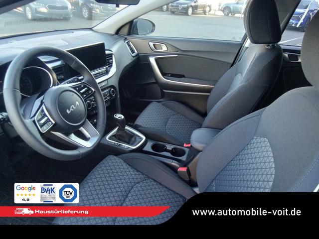 Kia Ceed Silver 1.5 T-GDI 6-Gang 