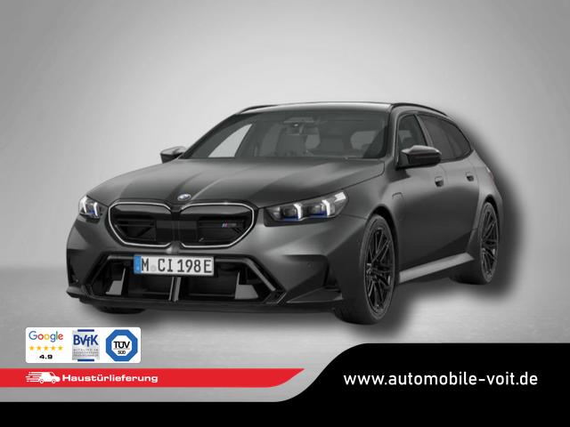 BMW M5 - Touring 4.4 8-Gang Steptronic xDrive