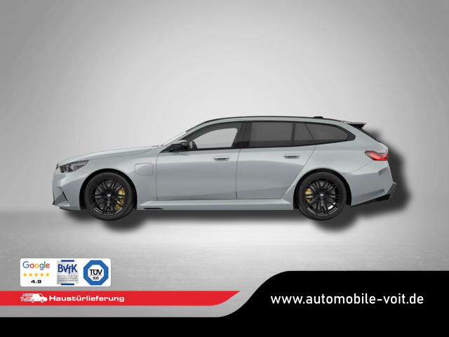BMW M5 Touring 4.4 8-Gang Steptronic xDrive 
