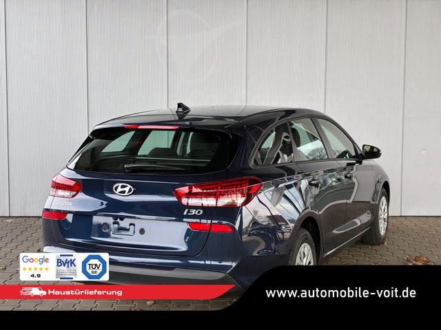 Hyundai i30 Kombi Comfort 1.0 GDI 100PS 6MT Navi / PDC V&H. m. Kamera LED Nebel 