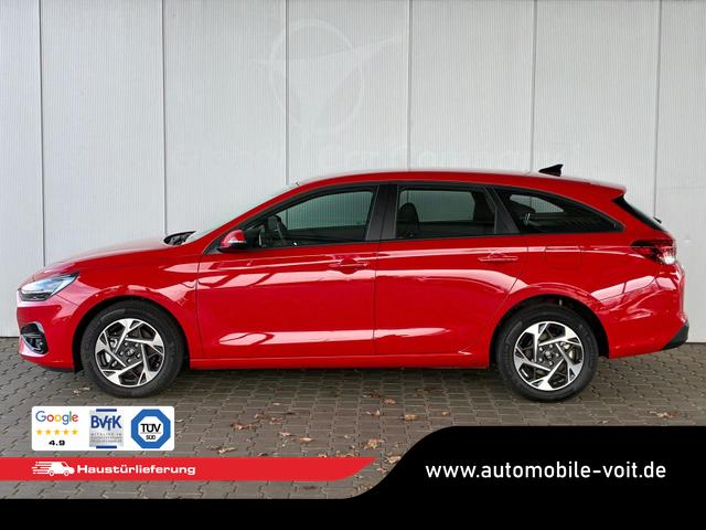 Hyundai i30 Kombi Style 1.5 T-GDI mHEV 140PS 6MT / PDC V. & H. m. Kamera LED Navi Alu 16 