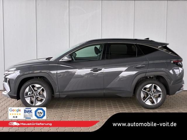 Hyundai TUCSON E-Motion 1.6 T-GDI 2WD 48V DCT / Panoramadach ACC Sitz + Lenkradheizung LED Navi PDC V&H Kamera Alu 18" 
