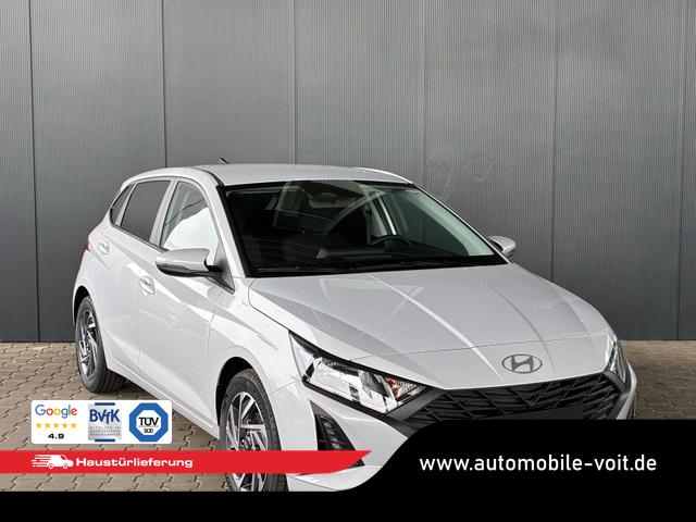 Hyundai i20 Pure 1.2 MPI / Navi PDC Hinten + Kamera Abgedunkelte Scheiben Tempomat Alu 16" 