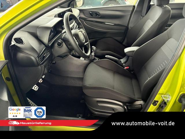 Hyundai BAYON Blackline 6MT / PDC m. Kamera Sitz & Lenkr.Heiz./ LED Privasy Alu 16" 