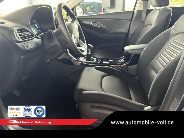 Hyundai i30 Kombi Comfort 1.5 GDI / Navi Tempomat Shz Vorne + Lenkrad heizung LED ALU 16'' 