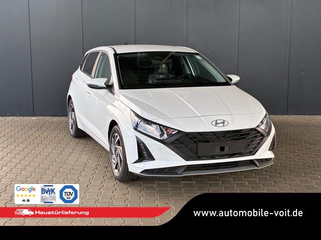 Hyundai i20 Pure 1.2 MPI / Navi PDC Hinten + Kamera Abgedunkelte Scheiben Tempomat Alu 16" 