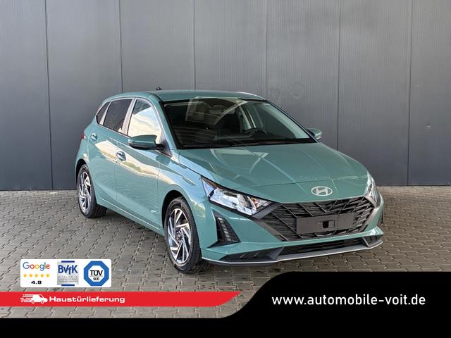 Hyundai i20 Pure 1.2 MPI / Navi PDC Hinten + Kamera Abgedunkelte Scheiben Tempomat Alu 16" 