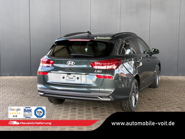 Hyundai i30 Kombi Comfort Plus 1.0 TGDI DCT / Navi Sitz + Lenkradheizung PDC V&H Kamera LED Alu 17" 