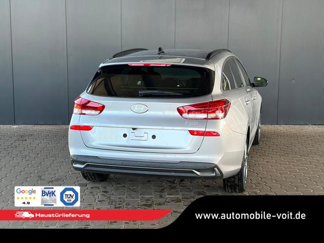 Hyundai i30 Kombi Comfort Plus 1.0 TGDI DCT Navi/ Adaptiver Tempomat/ Totwinkel Assistent/ Alu 17" 