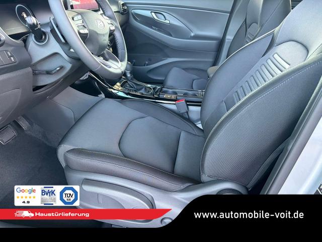 Hyundai i30 Kombi Comfort Plus 1.0 T-GDI DCT Navi/ Totwinkel Assistent/ PDC V&H + Kamera/ Alu 17" 