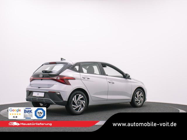 Hyundai i20 1.2 MPI 5MT Comfort / Navi PDC Hinten + Kamera Tempomat Alu 16'' 