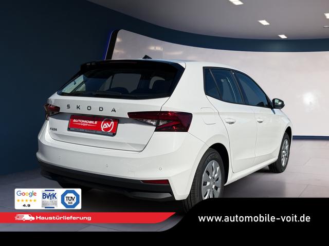 Skoda Fabia Selection Plus Modelljahr 2027 1.0 TSI 116 PS inkl. 5 J. Garantie, Wireless SmartLink, Multifunktions-Lederlenkrad, Tempomat, Easy Start, Klimaanlage, Parksensoren hinten, Front Assist, LED-Scheinwerfer, Nebelscheinwerfer 