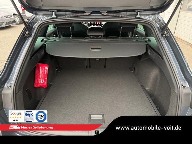 SEAT Leon Sportstourer FR Edition 1.5 eTSI DSG 150 PS 5 J. Garantie 18" AHK SHZ ACC 
