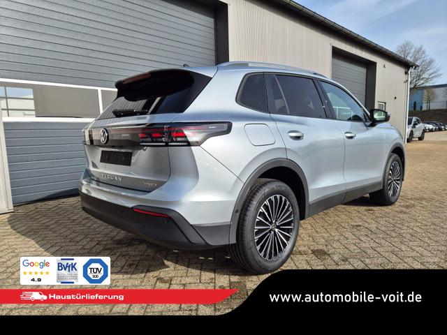Volkswagen Tiguan Life 1,5 l eHybrid OPF 204PS DSG Design Paket "Dark" LED-Plus-Scheinw. elektr. Heckklappe Sitzheizung v+h Lenkradheizung Frontscheibe beheizb. R&uuml;ckf.Kamera Klimaautomatik VW-Radio Bluetooth wireless Apple CarPlay + Android Auto PDC ACC 2xKeyl 