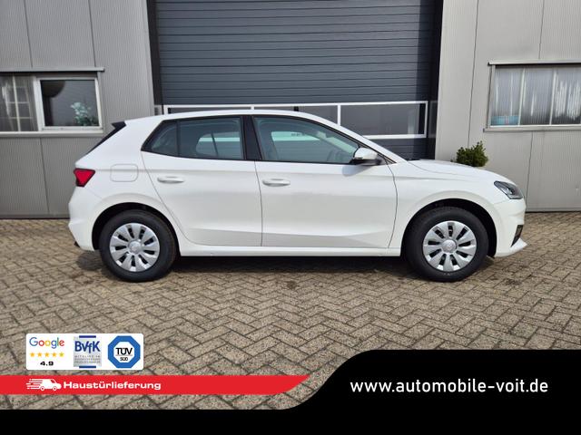 Skoda Fabia 1.0 TSI 95PS Selection 5-t&uuml;rig R&uuml;ckf.Kamera Parksensoren Sitzheizung Multifunktionslenkrad Klima Skoda-Radio Bluetooth Touchscreen Tempomat Nebelsch. Apple CarPlay + Android Auto 