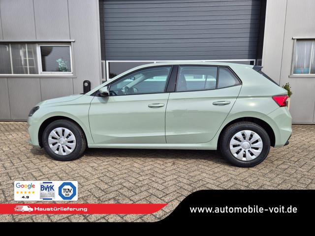 Skoda Fabia 1.0 TSI 95PS Selection 5-t&uuml;rig R&uuml;ckf.Kamera Parksensoren Sitzheizung Multifunktionslenkrad Klima Skoda-Radio Bluetooth Touchscreen Tempomat Nebelsch. Apple CarPlay + Android Auto 