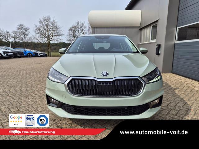 Skoda Fabia 1.0 TSI 95PS Selection 5-t&uuml;rig R&uuml;ckf.Kamera Parksensoren Sitzheizung Multifunktionslenkrad Klima Skoda-Radio Bluetooth Touchscreen Tempomat Nebelsch. Apple CarPlay + Android Auto 